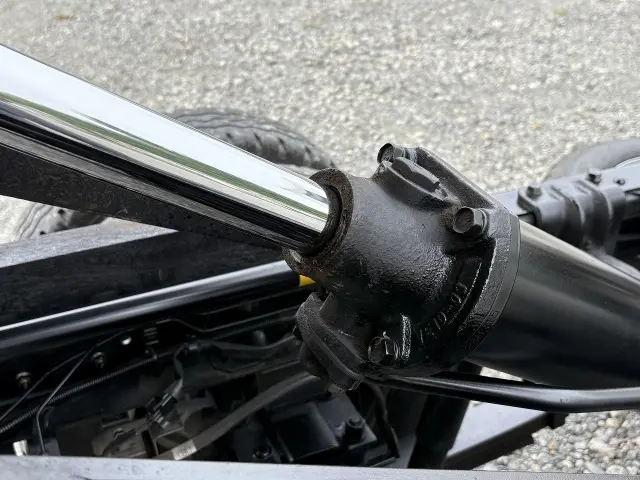 いすゞ エルフ 2RG-NJR88AD(2WD)の写真34