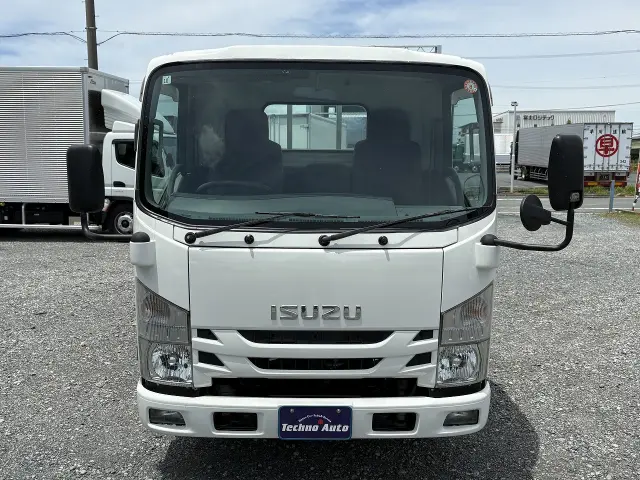 いすゞ エルフ TRG-NMR85AR(2WD)の写真4