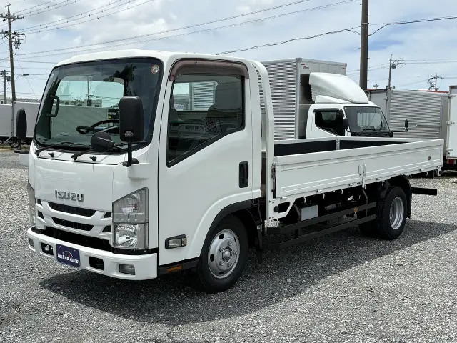 いすゞ エルフ TRG-NMR85AR(2WD)の写真5