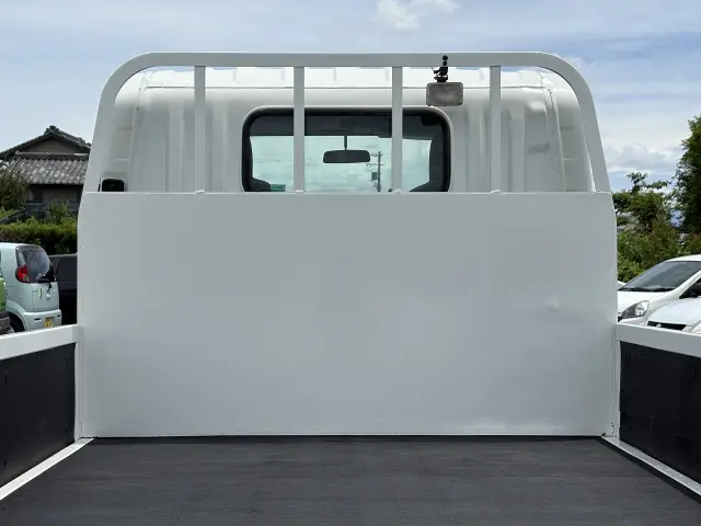 いすゞ エルフ TRG-NMR85AR(2WD)の写真13