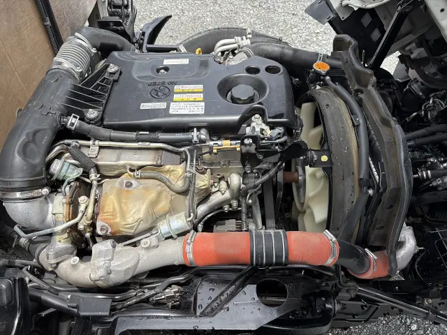 いすゞ エルフ TRG-NMR85AR(2WD)の写真32