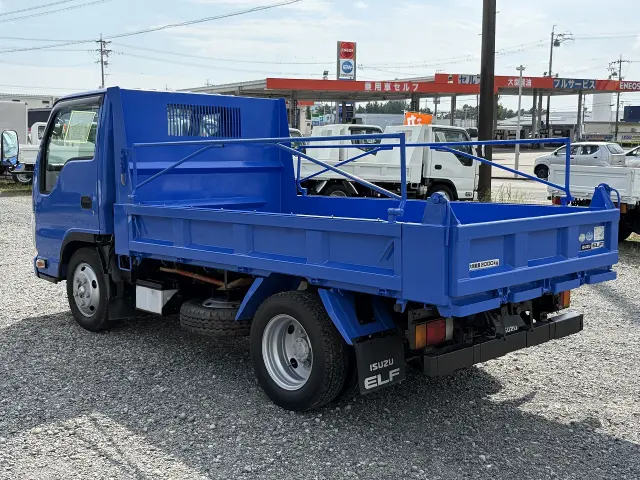 いすゞ エルフ TPG-NJR85AD(2WD)の写真9