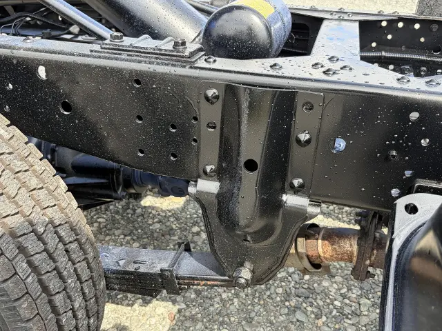 いすゞ エルフ TPG-NJR85AD(2WD)の写真23