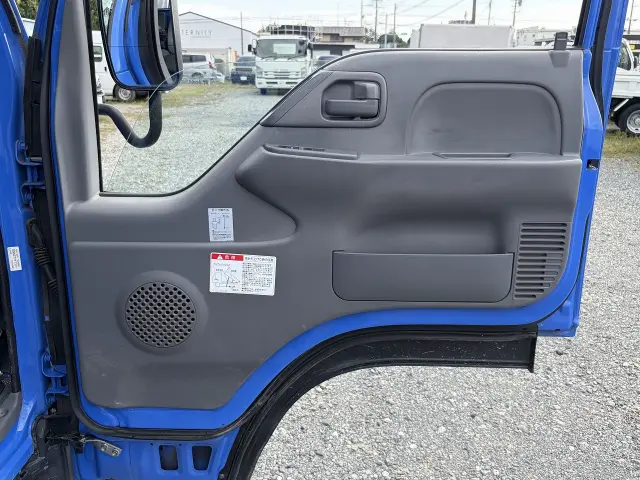 いすゞ エルフ TPG-NJR85AD(2WD)の写真35