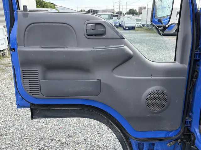 いすゞ エルフ TPG-NJR85AD(2WD)の写真36