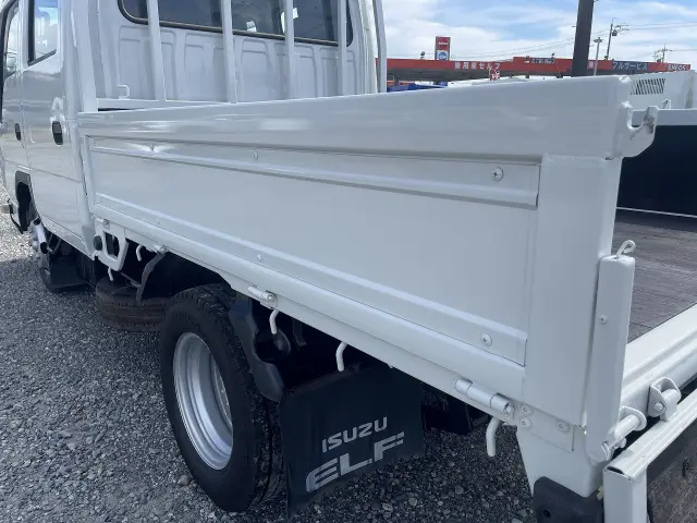 いすゞ エルフ TKG-NJR85A(2WD)の写真15