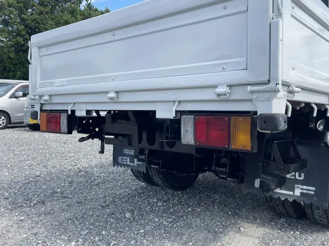 いすゞ エルフ TKG-NJR85A(2WD)の写真25
