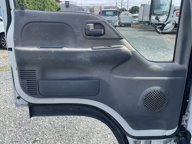 いすゞ エルフ TKG-NJR85A(2WD)の写真29