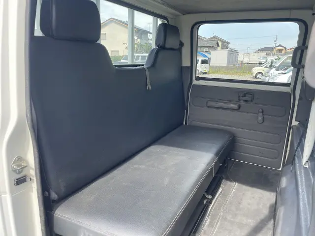 いすゞ エルフ TKG-NJR85A(2WD)の写真33