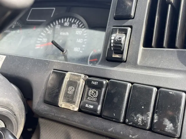 いすゞ エルフ TKG-NJR85A(2WD)の写真41