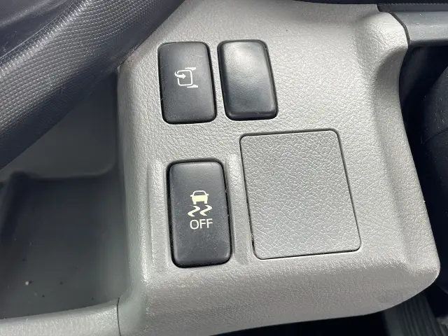 日野 デュトロ TPG-XZU710M(2WD)の写真43