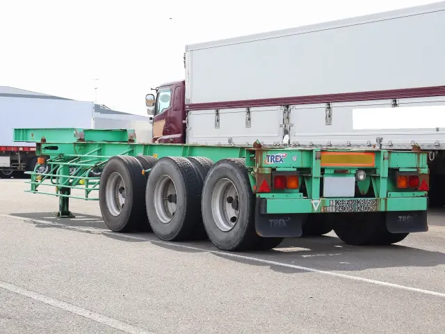 トレクス 海コンシャーシ CTB-32002の写真4