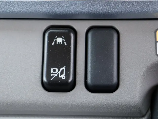 三菱 キャンター 2PG-FEB80の写真20