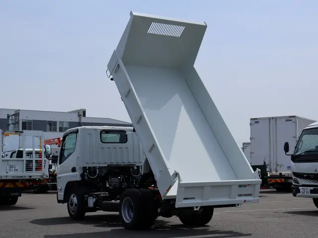 三菱 キャンター 2RG-FBA60の写真3