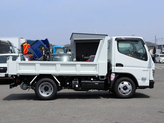 三菱 キャンター 2RG-FBA60の写真10