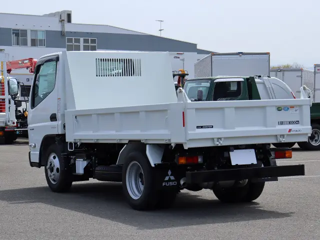 三菱 キャンター 2RG-FBA60の写真11