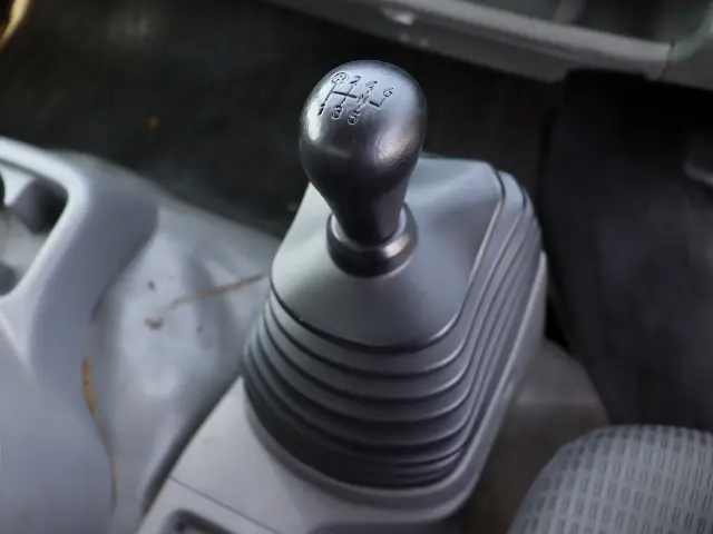 日野 デュトロ TKG-XZU710Mの写真23