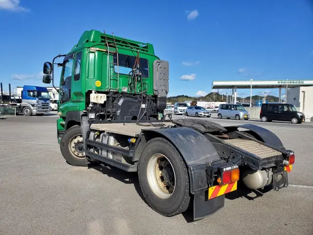 いすゞ ギガ LKG-EXD52ADの写真3