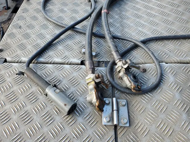 いすゞ ギガ LKG-EXD52ADの写真6