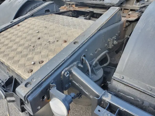 いすゞ ギガ LKG-EXD52ADの写真11