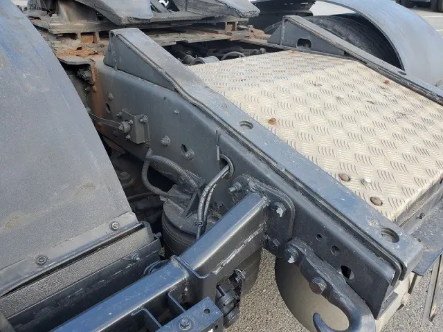 いすゞ ギガ LKG-EXD52ADの写真12