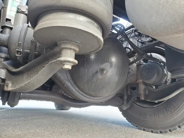 いすゞ ギガ LKG-EXD52ADの写真13