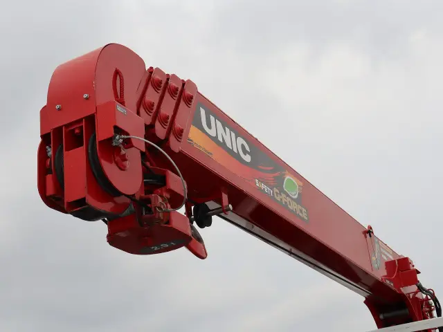 三菱 キャンター 2PG-FEB80(2WD)の写真17