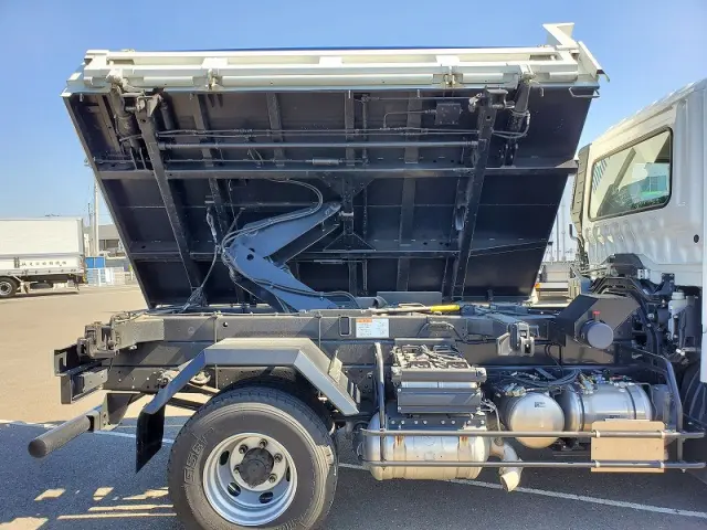 三菱 ファイター 2KG-FK72Fの写真12