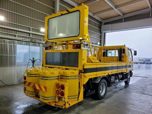 三菱 ファイター TKG-FK61F(2WD)の写真3