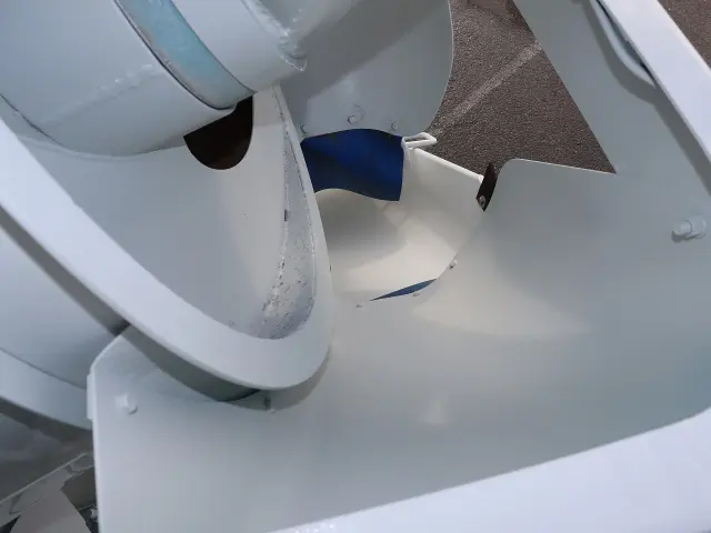 いすゞ エルフ 2RG-NKR88M(2WD)の写真14