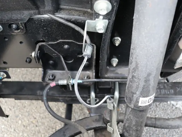 いすゞ エルフ 2RG-NKR88M(2WD)の写真31