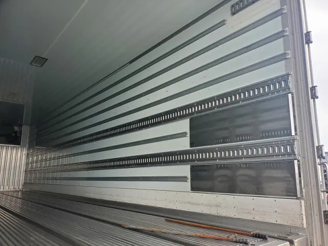 日野 プロフィア QPG-FW1EXEG(8x4)の写真12