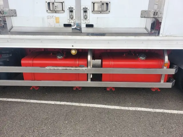 日野 プロフィア QPG-FW1EXEG(8x4)の写真23