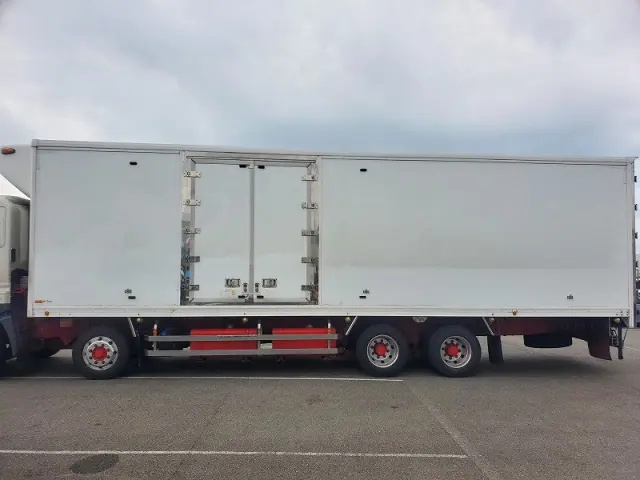 日野 プロフィア QPG-FW1EXEG(8x4)の写真26