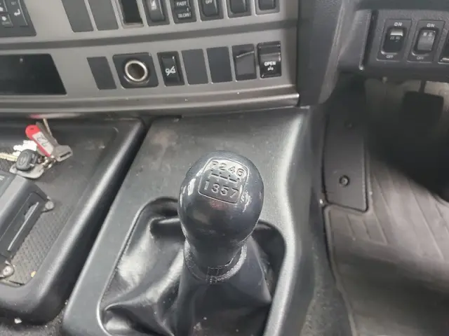 日野 プロフィア QPG-FW1EXEG(8x4)の写真32