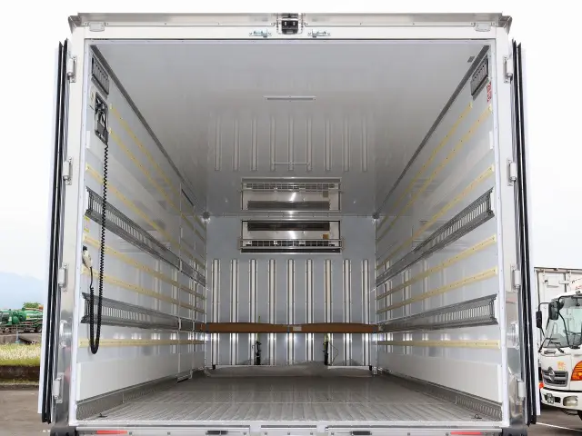 三菱 ファイター 2KG-FK65F(2WD)の写真4