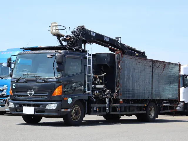 日野 レンジャー LKG-FE7JMAA(2WD)の写真1