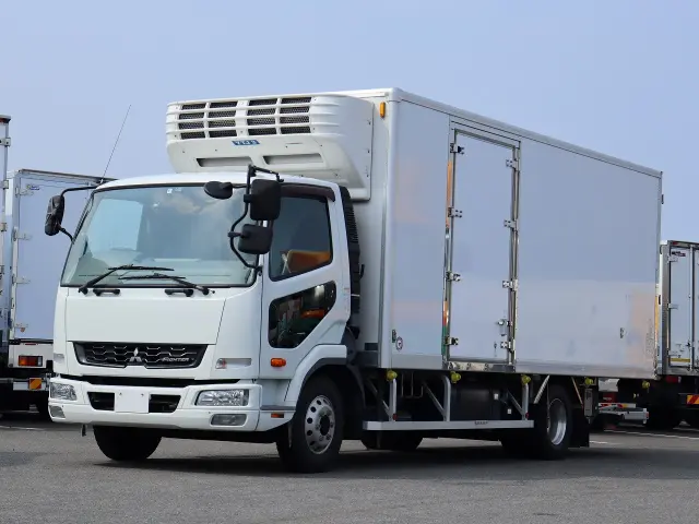 三菱 ファイター TKG-FK74F(2WD)の写真1