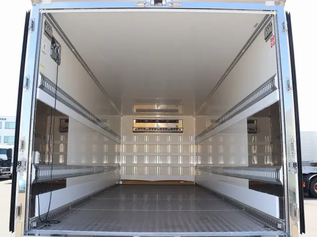 日野 レンジャー 2KG-FD2ABG(2WD)の写真7