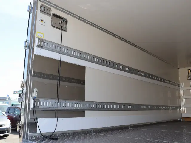 日野 レンジャー 2KG-FD2ABG(2WD)の写真8