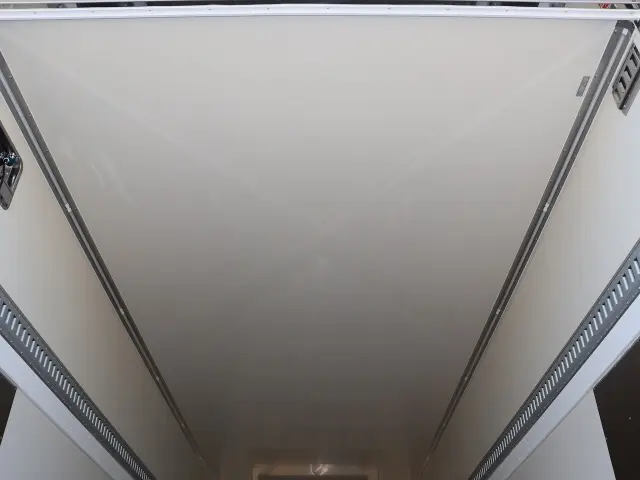 日野 レンジャー 2KG-FD2ABG(2WD)の写真10