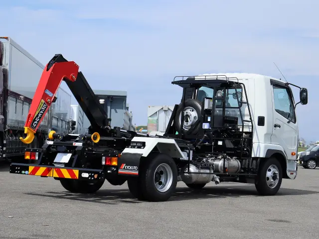 三菱 ファイター 2KG-FK72F(2WD)の写真6