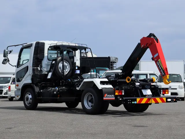 三菱 ファイター 2KG-FK72F(2WD)の写真7