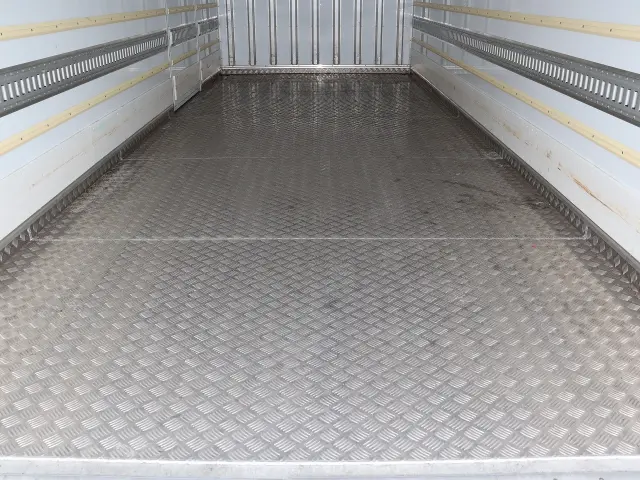 三菱 ファイター 2KG-FK65F(2WD)の写真14