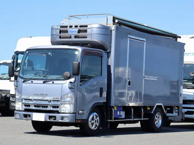 いすゞ エルフ TKG-NMR85AN(2WD)の写真1