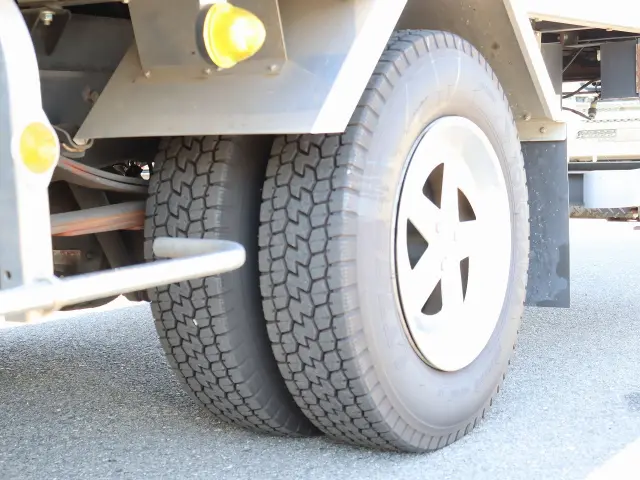 いすゞ エルフ TKG-NMR85AN(2WD)の写真24