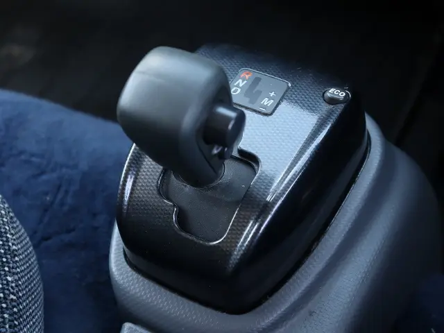 いすゞ エルフ TKG-NMR85AN(2WD)の写真29