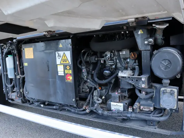 いすゞ ギガ QKG-CYL77A(6x2)の写真24