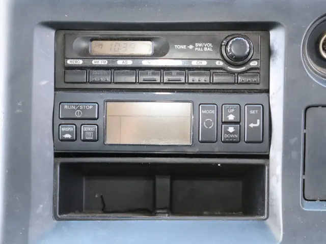 いすゞ ギガ QKG-CYL77A(6x2)の写真44