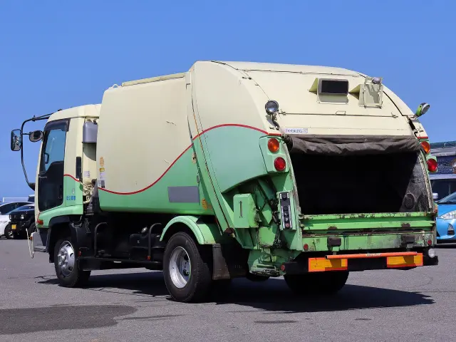 いすゞ フォワード PB-FRR35D3S(2WD)の写真6